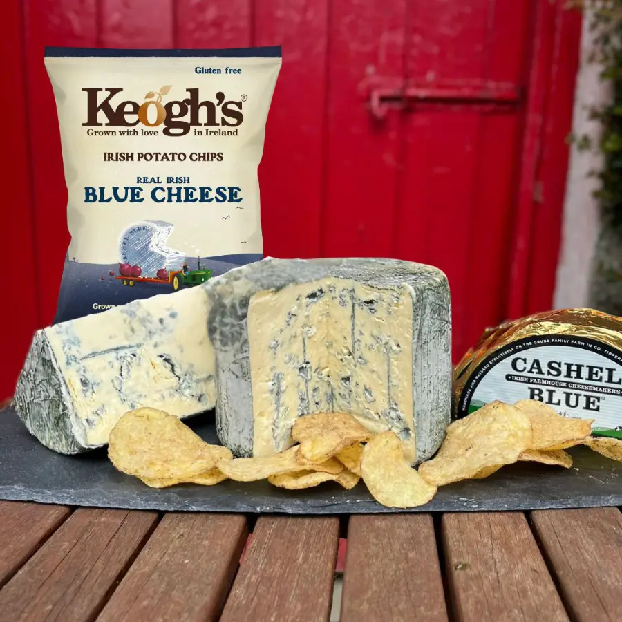 blue cheese with crisps