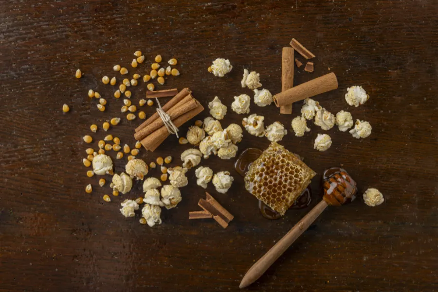 popcorn kernels cinnamon sticks honey honeycomd